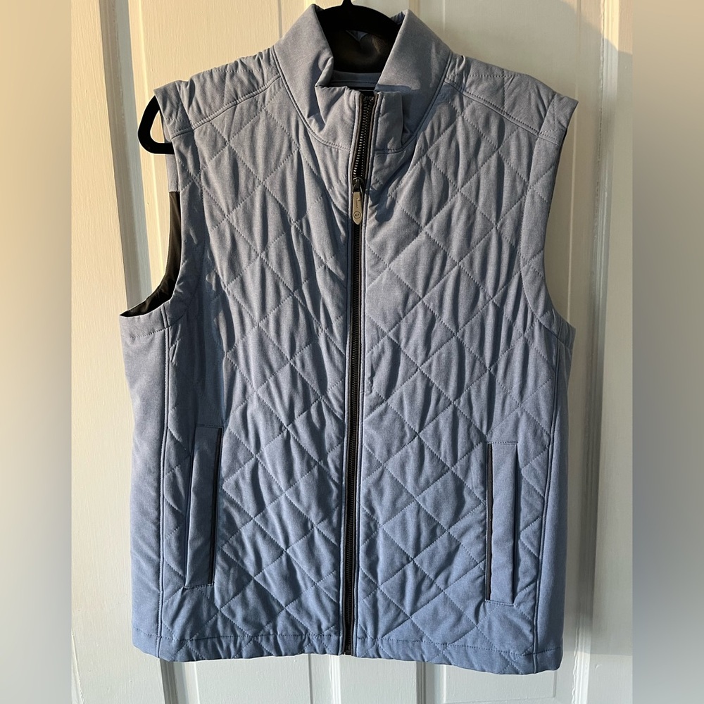 (Small) Quilted Vineyard Vines Primaloft Vest  — light blue